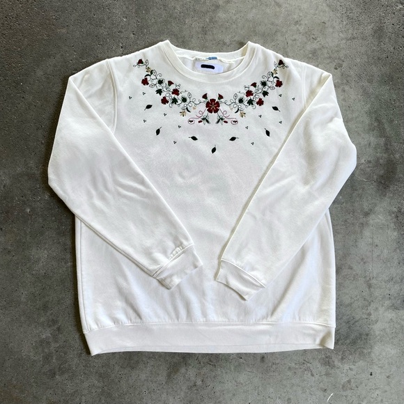White flower embroidered vintage crewneck - Picture 1 of 2